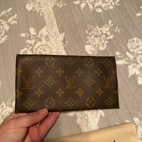 💯 Authentic Refurbished Louis Vuitton Coupon Holder or Tissue Holder - Picture 3 of 10